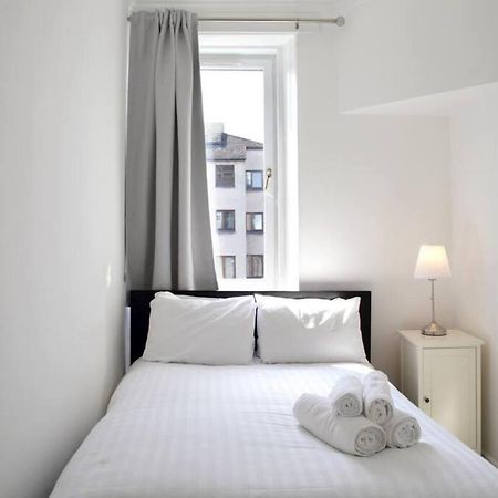 Beautiful Scandi-Inspired One Bed In Stockbridge Edinburgh Exterior photo