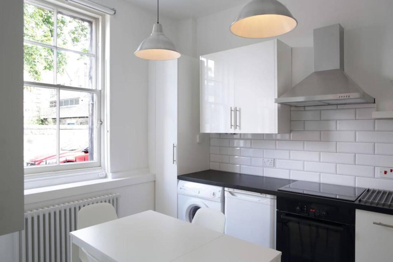 Beautiful Scandi-Inspired One Bed In Stockbridge Edinburgh Exterior photo