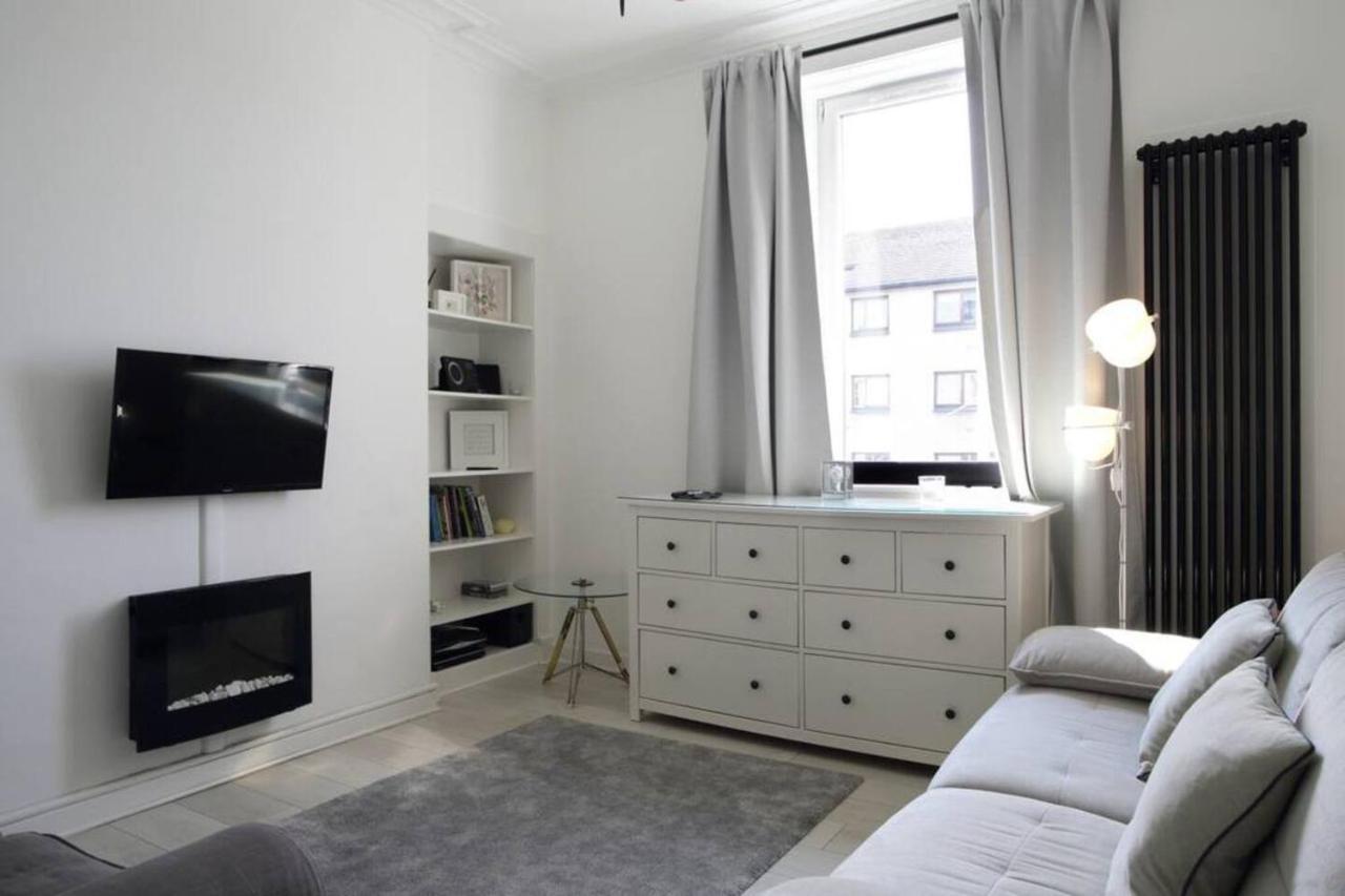 Beautiful Scandi-Inspired One Bed In Stockbridge Edinburgh Exterior photo